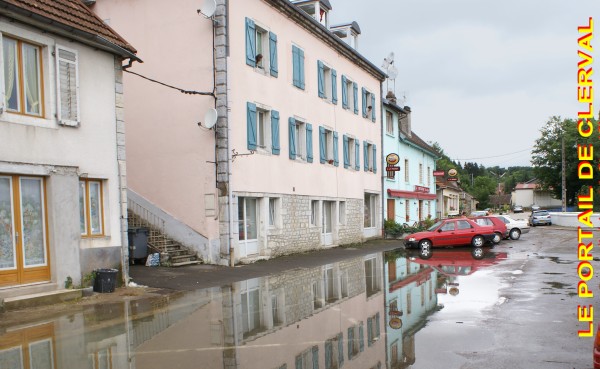 place du souvenir, Clerval