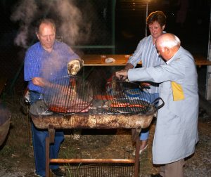 Paul, le prpos au grillage des saucisses