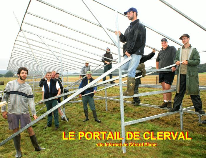 Les jeunes agriculteurs du canton de Clerval montent un stand pour la fte des labours