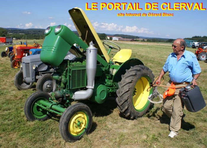 Vieux tracteurs de collection  Clerval