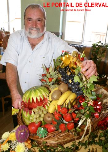 Mimi, roi de la corbeille de fruits