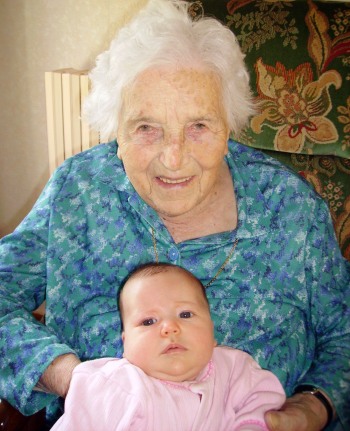 Charlize Gallet et Marie Debief