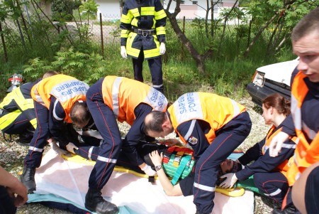 Les pompiers font le pont